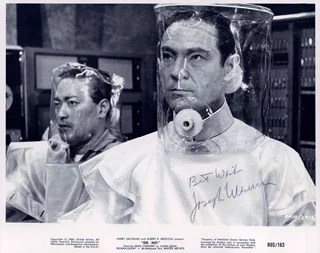 Joseph Wiseman autograph