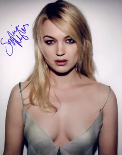 Sophia Myles autograph