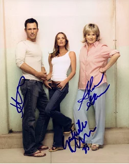 Burn Notice autograph