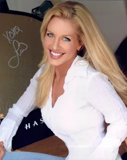 Lisa Ligon autograph