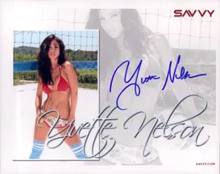 Yvette Nelson autograph