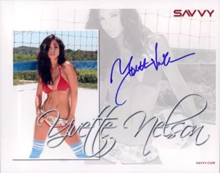 Yvette Nelson autograph