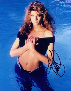 Kirstie Alley autograph