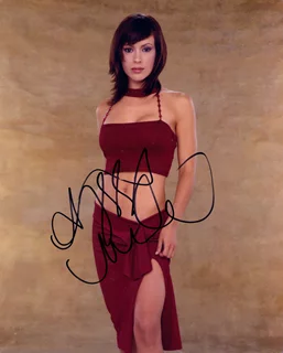 Alyssa Milano autograph
