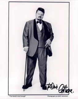 Robbie Coltrane autograph