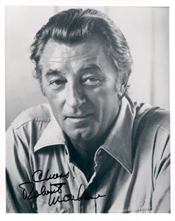 Robert Mitchum autograph