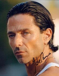 Jake Canuso autograph