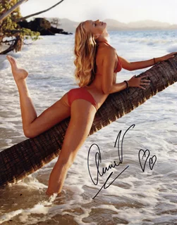 Anne Vyalitsyna autograph