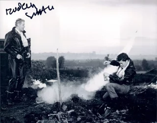 Dudley Sutton autograph