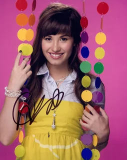 Demi Lovato autograph