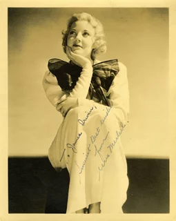 Una Merkel autograph