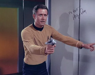 Roger Perry autograph