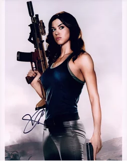 Adrianne Palicki autograph