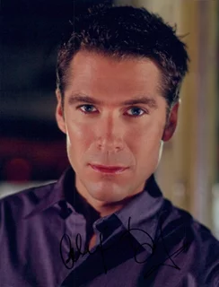 Alexis Denisof autograph