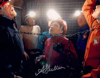 Anna Skellern autograph