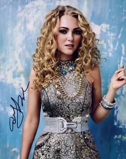 Annasophia Robb autograph