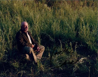 Jonathan Banks autograph