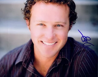 Devon Gummersal autograph