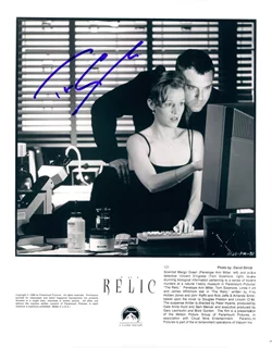 Tom Sizemore autograph