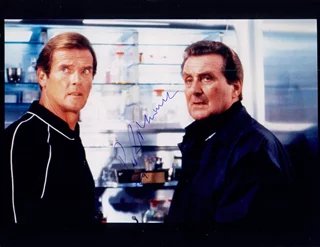 Patrick MacNee autograph