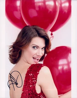 Heather Doerksen autograph