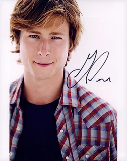 Glen Powell Jr. autograph