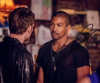 Charles Michael Davis autograph