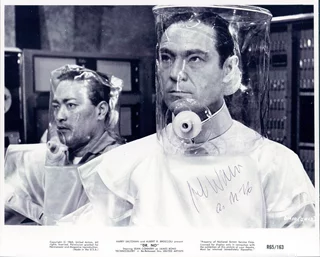 Joseph Wiseman autograph