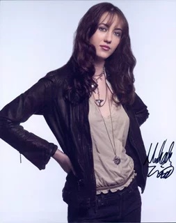 Madeline Zima autograph