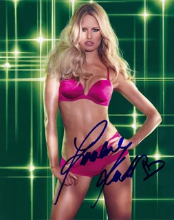 Karolina Kurkova autograph