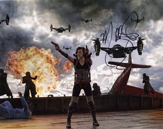 Milla Jovovich autograph
