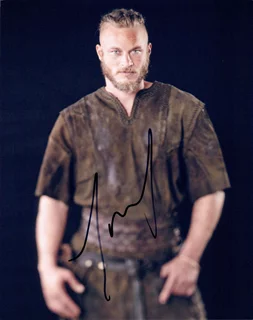 Travis Fimmel autograph