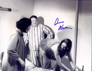 Anna Karen autograph
