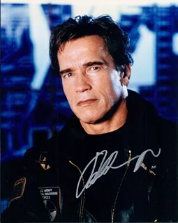 Arnold Schwarzenegger autograph