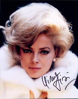 Virna Lisi autograph