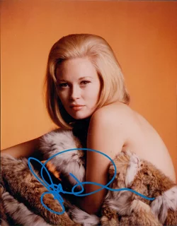 Faye Dunaway autograph