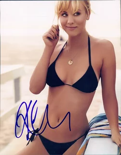 Kaley Cuoco autograph