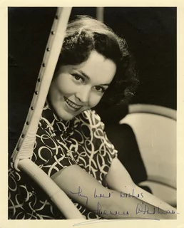 Maureen O'Sullivan autograph