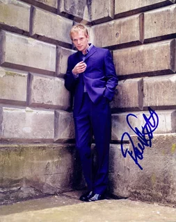 Paul Bettany autograph