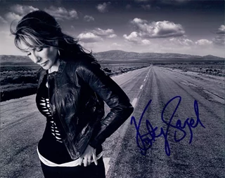 Katey Sagal autograph