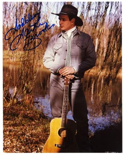 Garth Brooks autograph