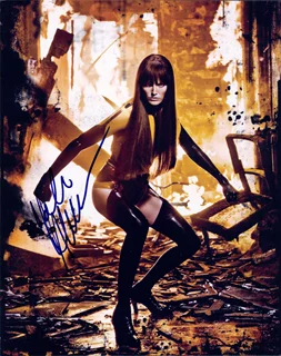 Malin Akerman autograph