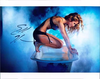 Ellen Hollman autograph