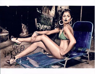 Karishma Ahluwalia autograph