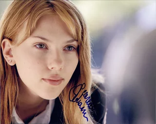 Scarlett Johansson autograph