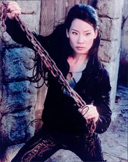 Lucy Liu autograph