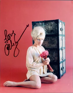 Elke Sommer autograph
