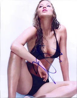 Jennifer Lawrence autograph