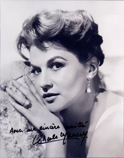 Nicole Maurey autograph