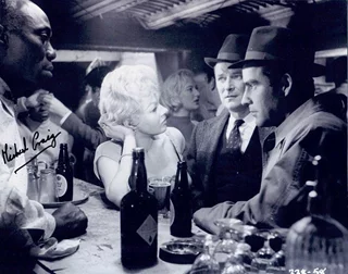 Michael Craig autograph